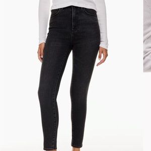 Aritzia Denim Forum the Lola high rise skinny